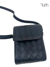 Load image into Gallery viewer, Sling Bag - Webbing Black
