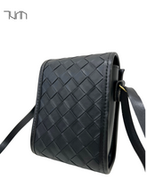 Load image into Gallery viewer, Sling Bag - Webbing Black
