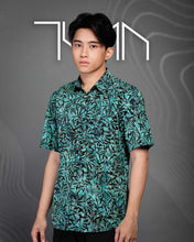 Load image into Gallery viewer, Exclusive Batik Shirts ( Dark Green )
